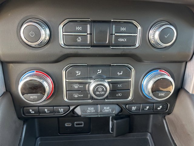 Used 2021 GMC Yukon SLT w/ SLT Premium Package image 30