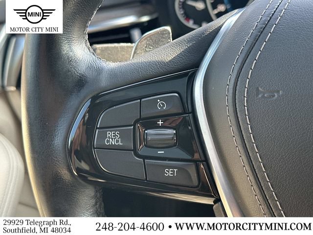 Used 2018 BMW 530e xDrive w/ Premium Package 2 AWD/4WD image 25