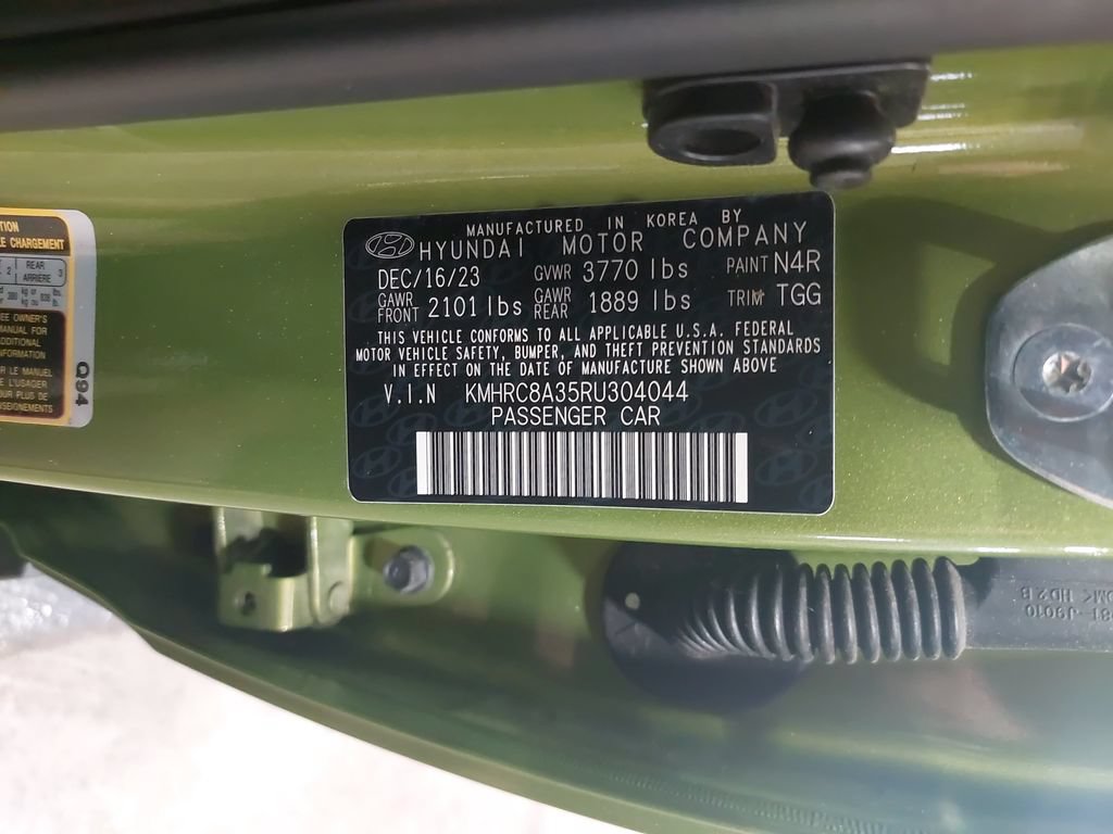Certified 2024 Hyundai Venue SEL FWD image 35