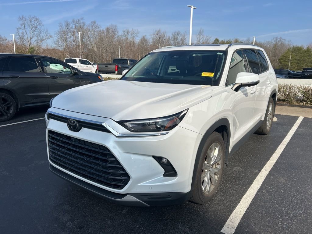 Used 2024 Toyota Grand Highlander Limited image 13