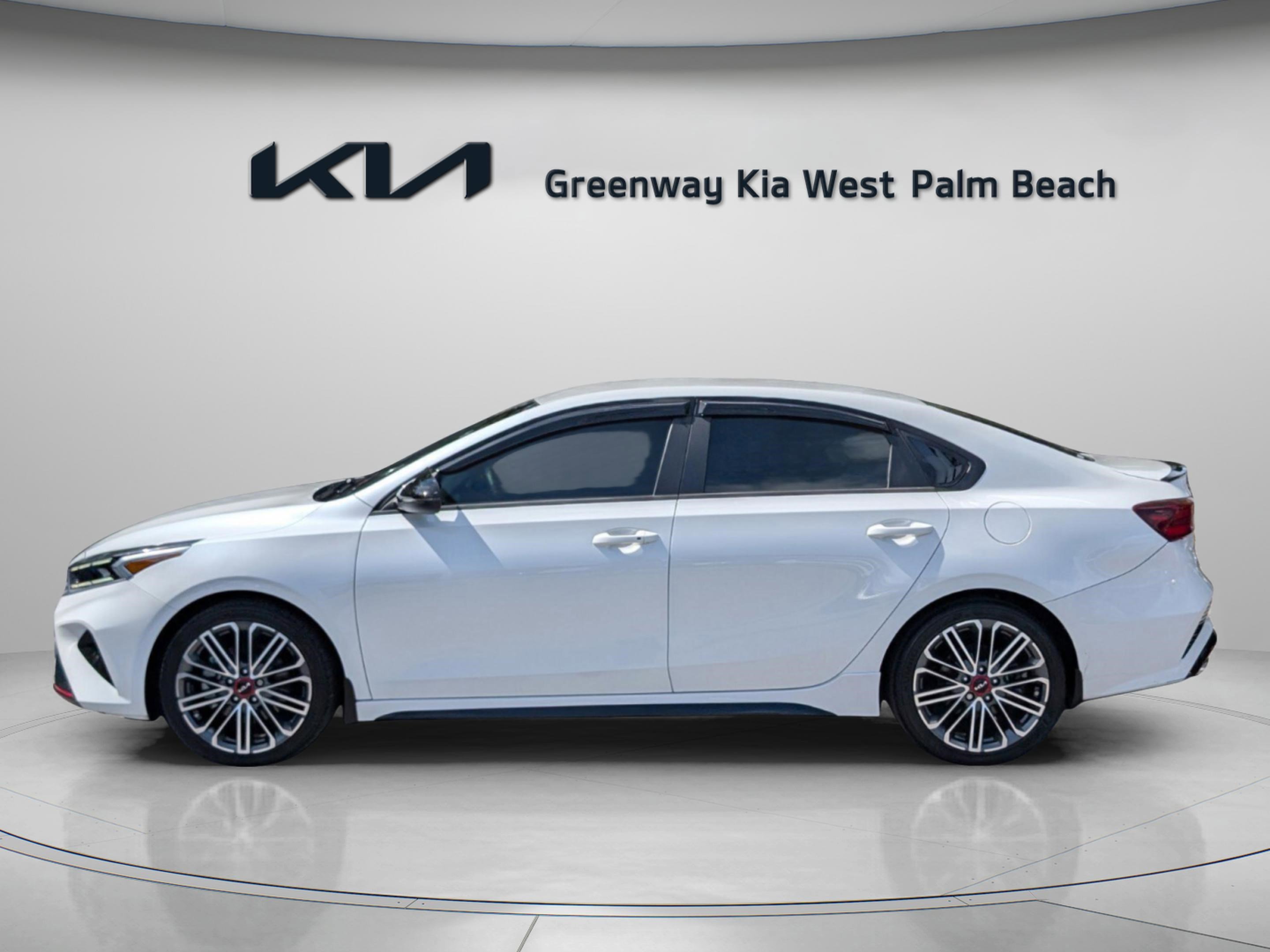 Used 2024 Kia Forte GT FWD image 4
