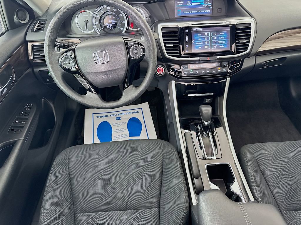Used 2017 Honda Accord EX image 27