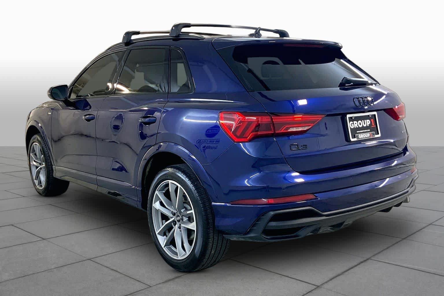 Used 2023 Audi Q3 2.0T Premium w/ Black Optic Sport Package AWD/4WD image 11