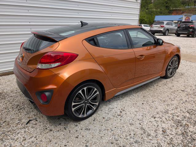 Used 2016 Hyundai Veloster Turbo w/ Option Group 04 FWD image 16