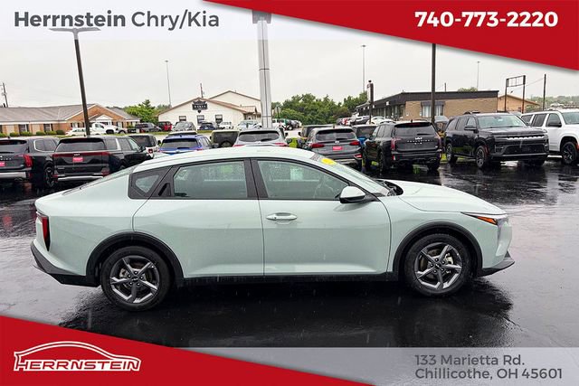 Used 2025 Kia K4 FWD image 26