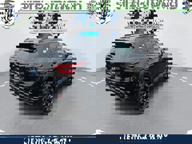 New 2026 Chevrolet Trax LT w/ Midnight Edition image 8