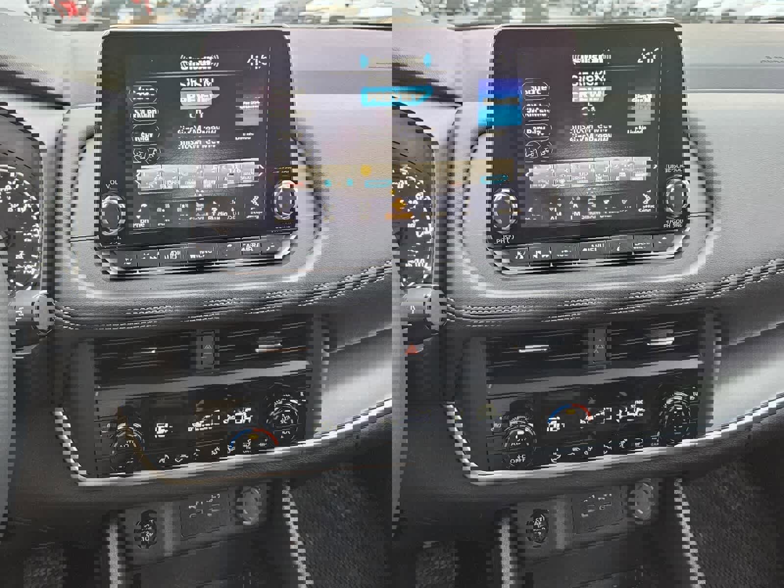 Used 2024 Nissan Rogue SV w/ SV Premium Package image 8