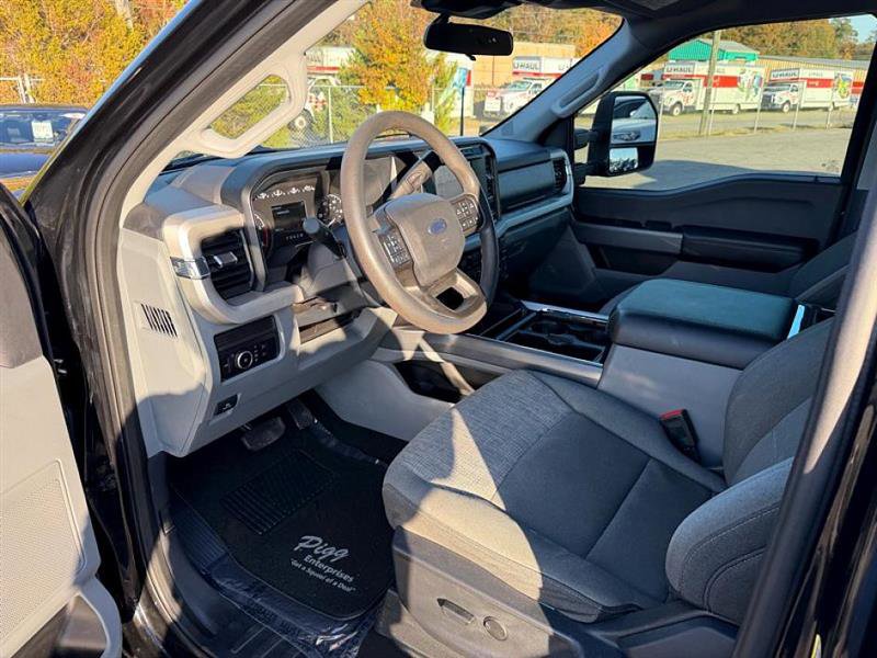Used 2024 Ford F250 XLT w/ FX4 Off-Road Package image 15