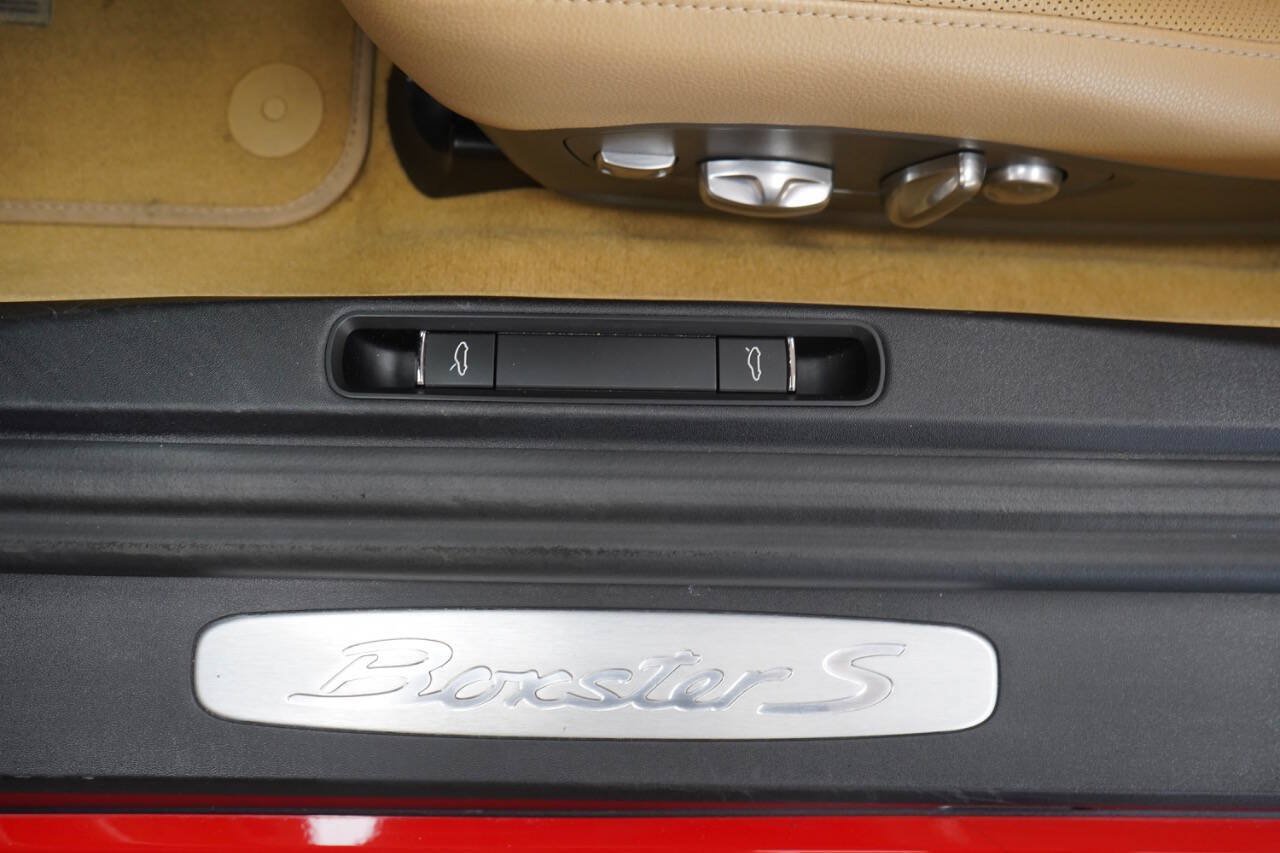 Used 2015 Porsche Boxster S RWD image 66