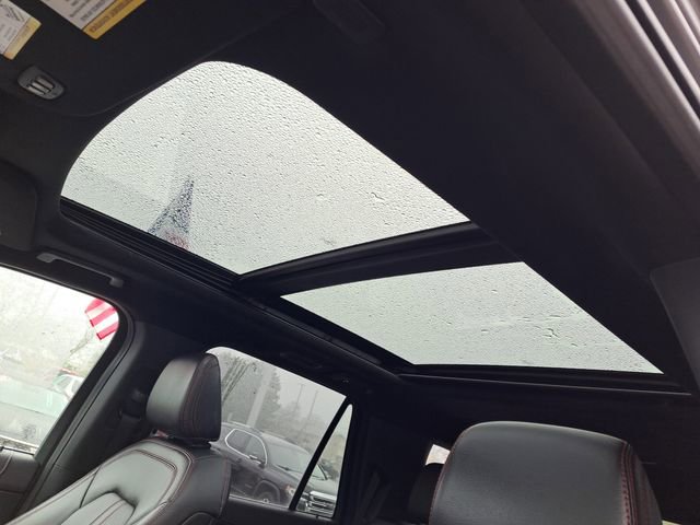 Used 2022 Ford Expedition Limited w/ Equipment Group 303A AWD/4WD image 6