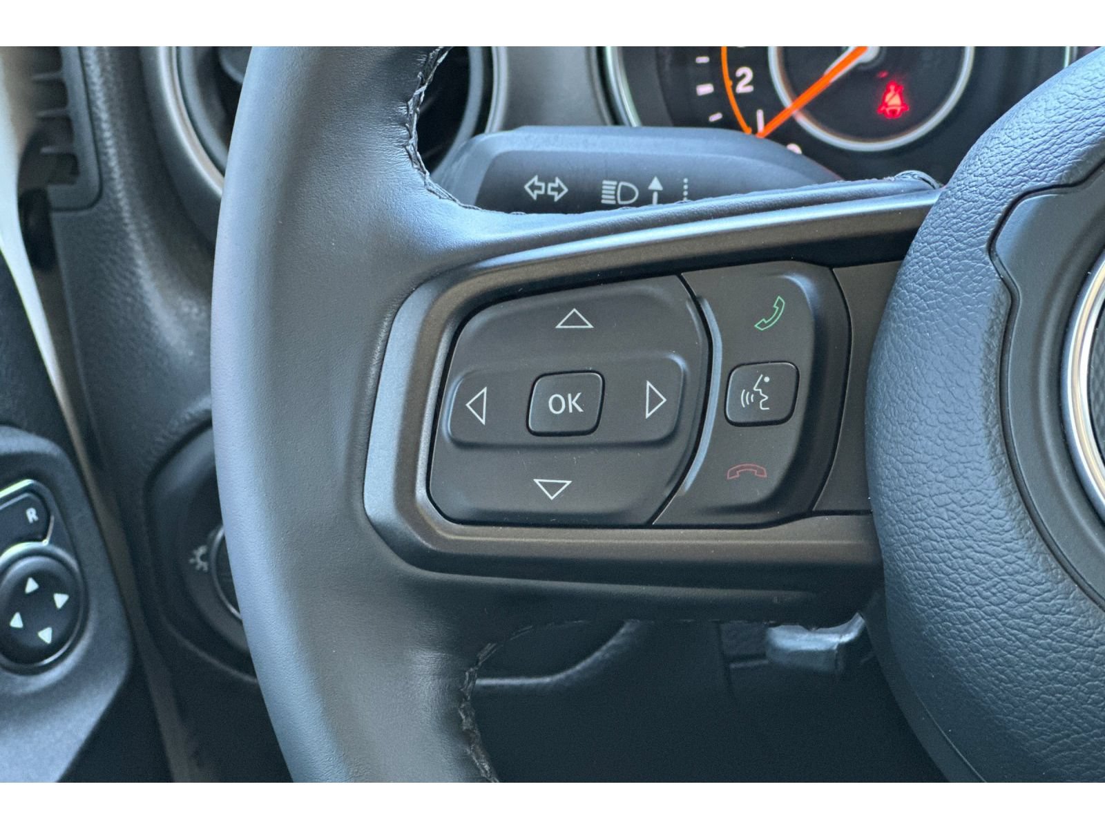 Used 2022 Jeep Gladiator Sport AWD/4WD image 36