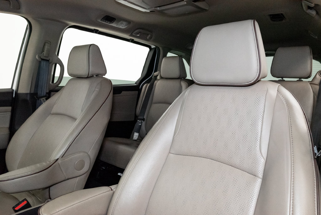 Used 2021 Honda Odyssey Elite image 11