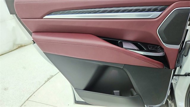 Used 2025 Cadillac Escalade Sport w/ Touring Package image 36