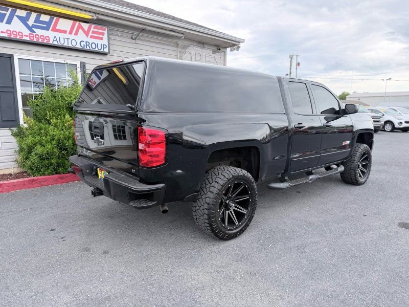 Used 2017 Chevrolet Silverado 1500 LT w/ Rally 2 Edition image 3