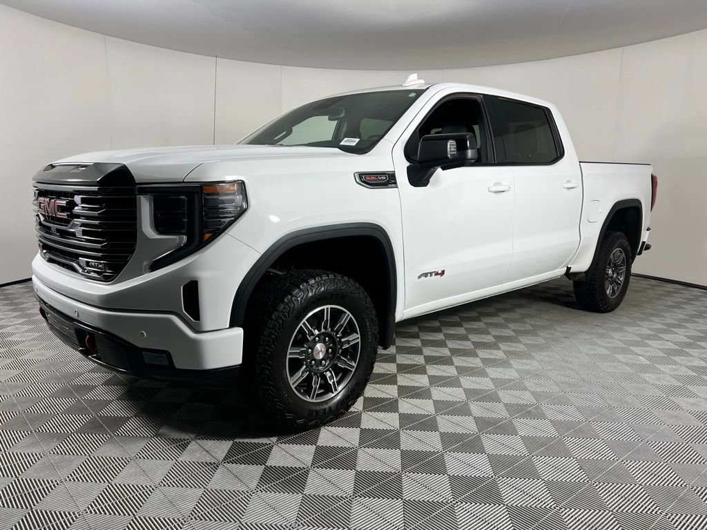 Used 2025 GMC Sierra 1500 AT4 image 3