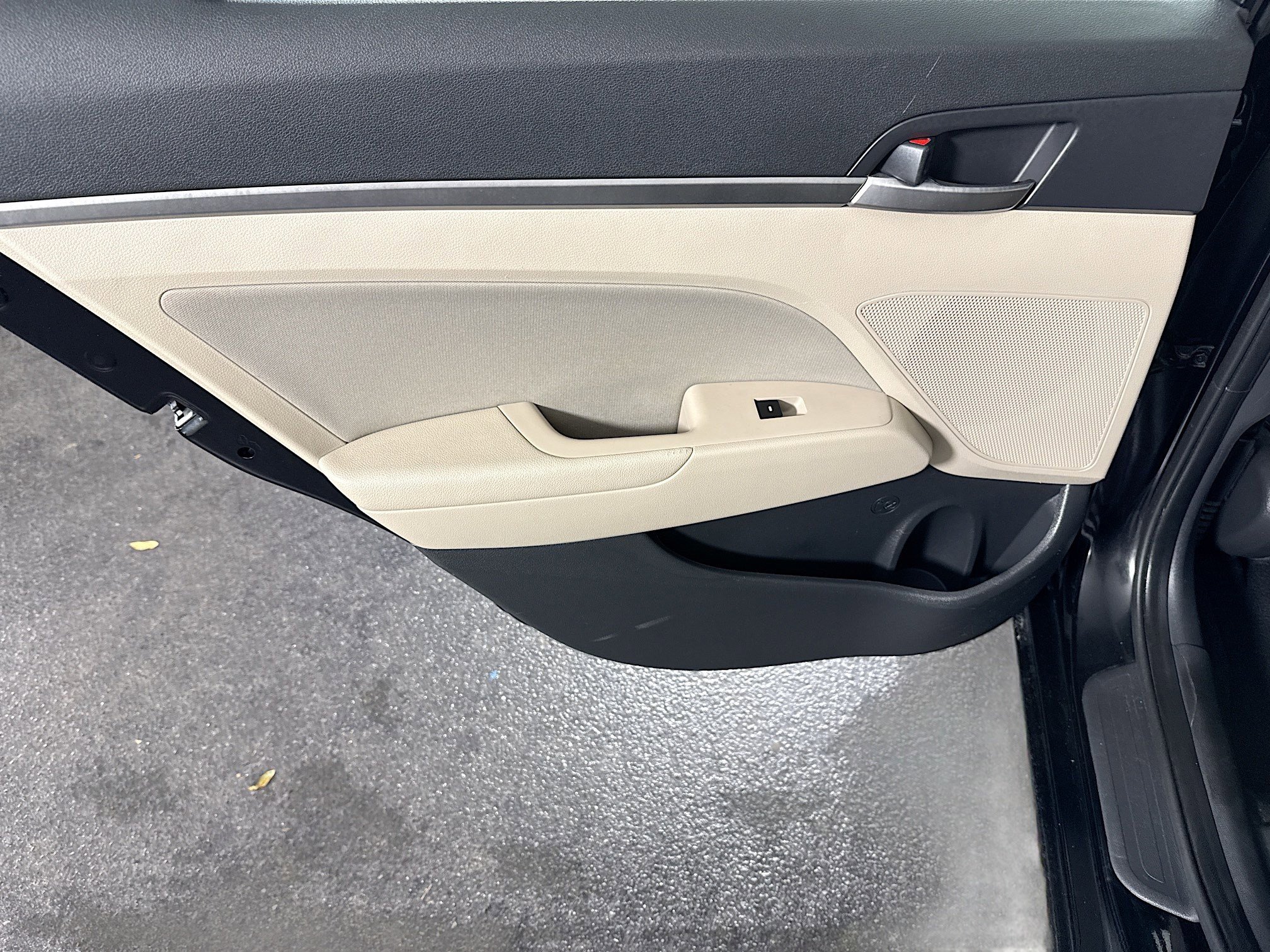 Used 2019 Hyundai Elantra Value Edition FWD image 26