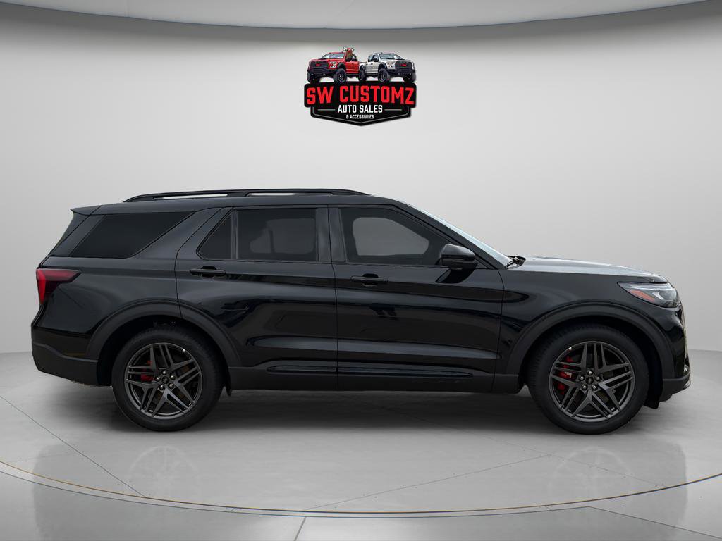 Used 2026 Ford Explorer ST AWD/4WD image 8