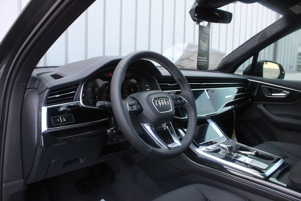 New 2026 Audi Q7 Premium Plus AWD/4WD image 2