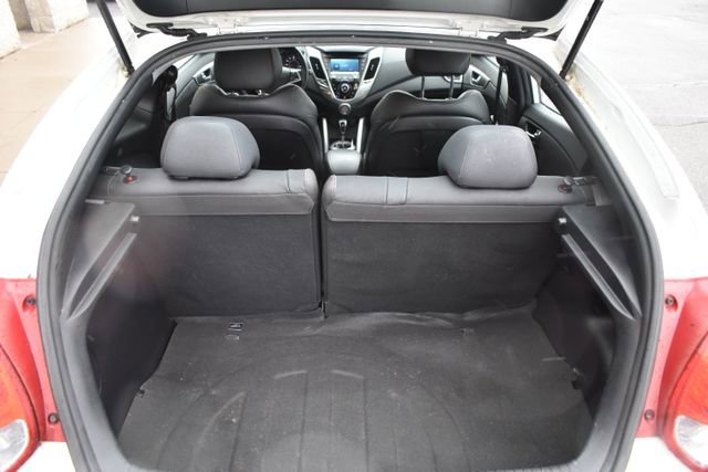 Used 2015 Hyundai Veloster RE:FLEX Edition image 30