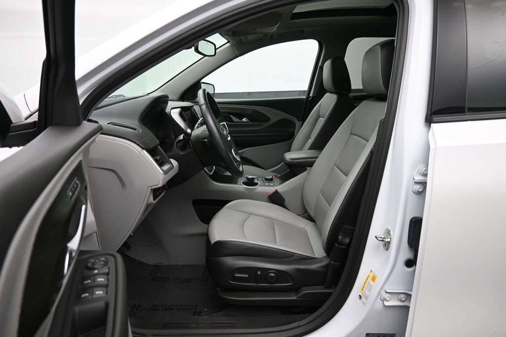 Used 2024 GMC Terrain SLT w/ Infotainment Package II AWD/4WD image 22