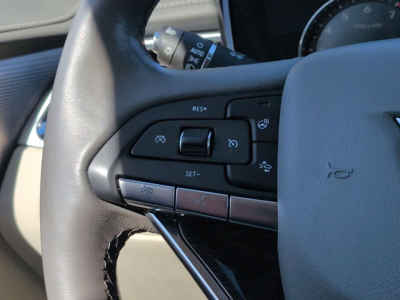 Used 2023 Cadillac XT6 Premium Luxury AWD/4WD image 24