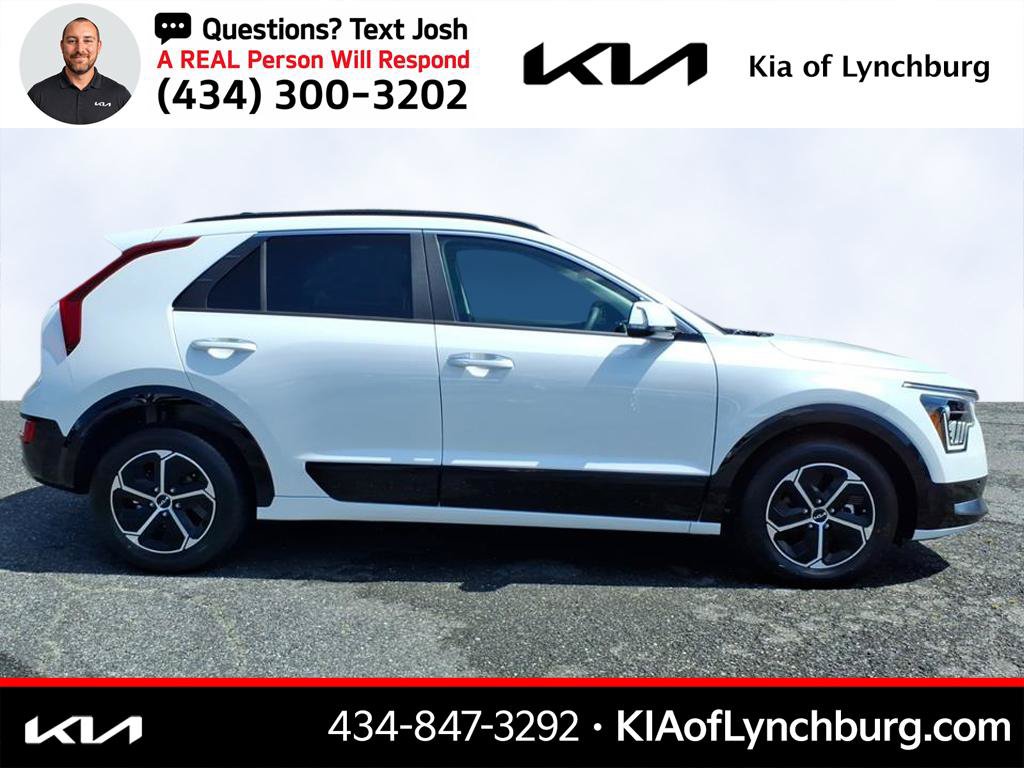 New 2026 Kia Niro FWD image 3