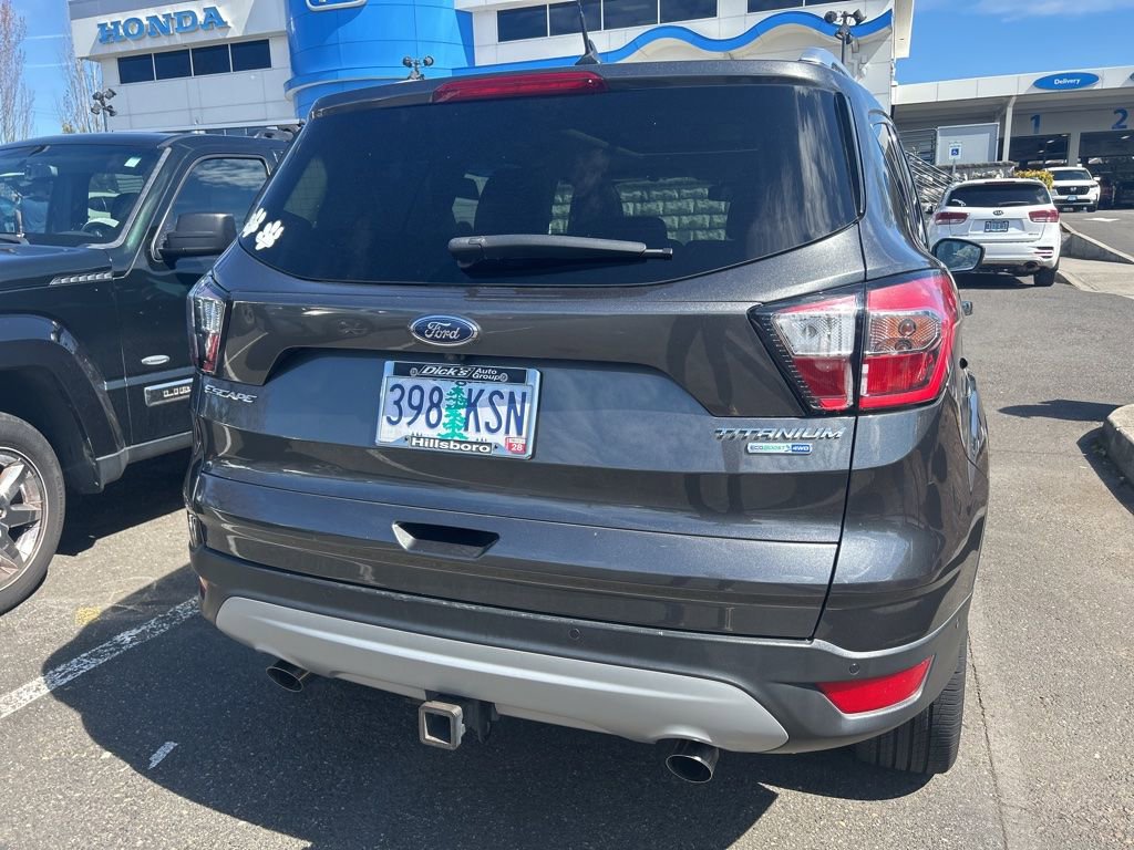 Used 2018 Ford Escape Titanium w/ Ford Safe & Smart Package image 4