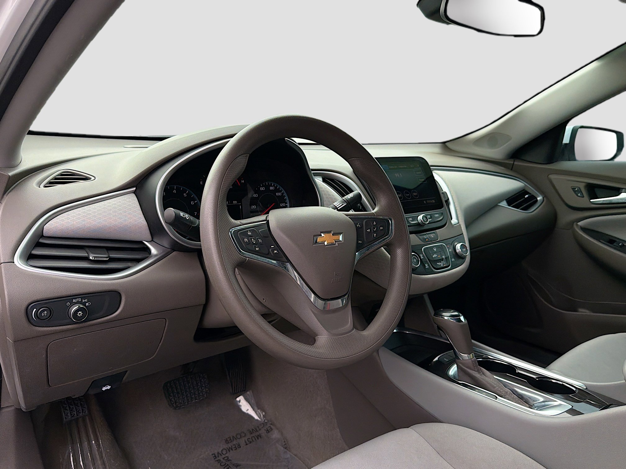 Used 2020 Chevrolet Malibu LS w/ Driver Confidence Package II FWD image 4