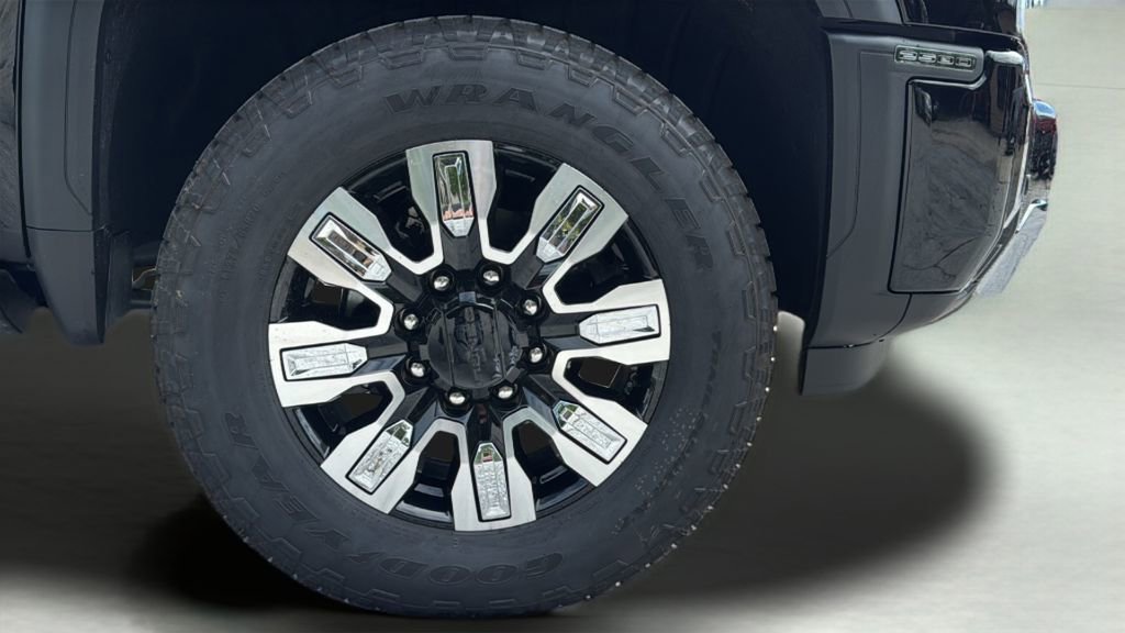 New 2025 GMC Sierra 2500 Denali w/ Denali Reserve Package image 26