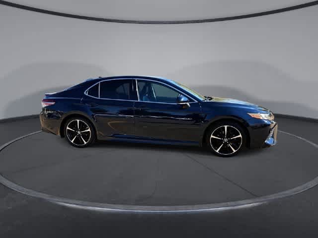 Used 2019 Toyota Camry XSE FWD image 9