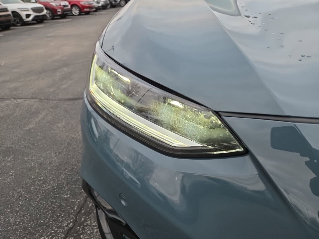 Used 2025 Honda HR-V EX-L image 14