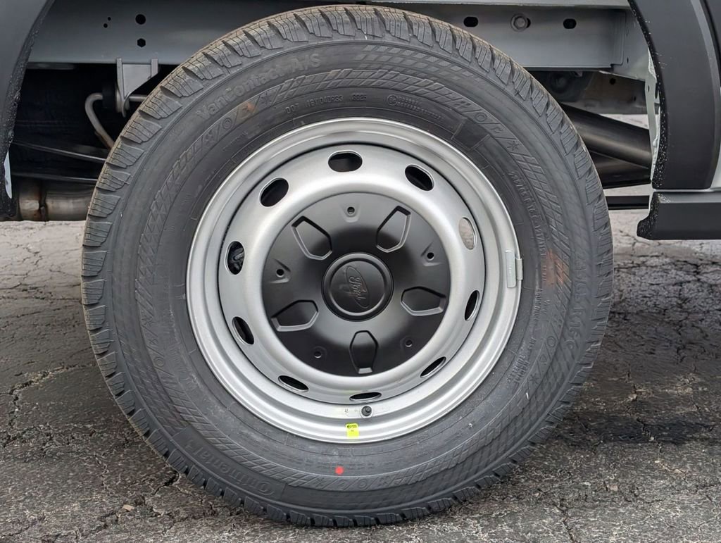 New 2026 Ford Transit 250 148 Medium Roof w/ Load Area Protection Package image 12