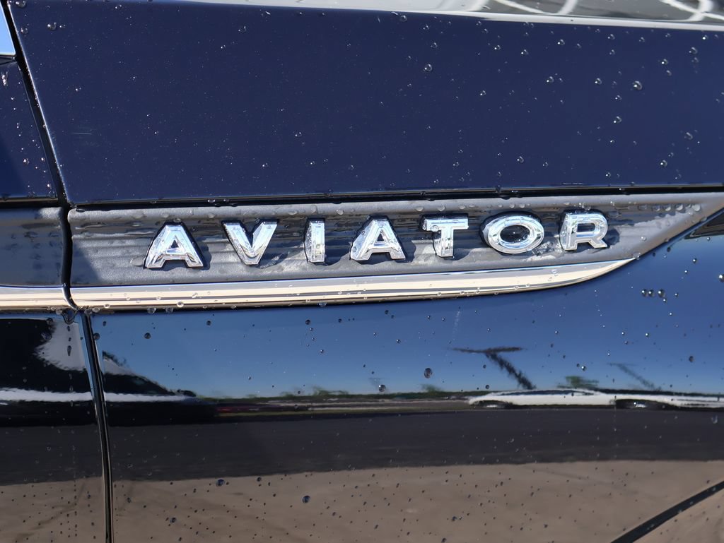 Used 2025 Lincoln Aviator AWD image 38