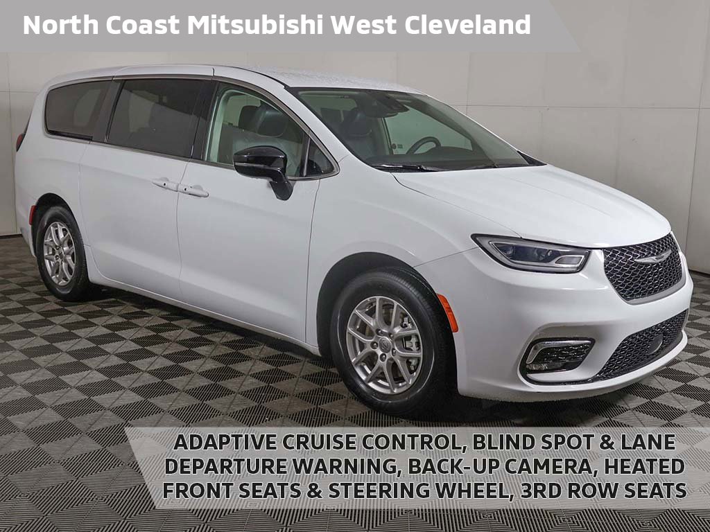 Used 2024 Chrysler Pacifica Touring-L