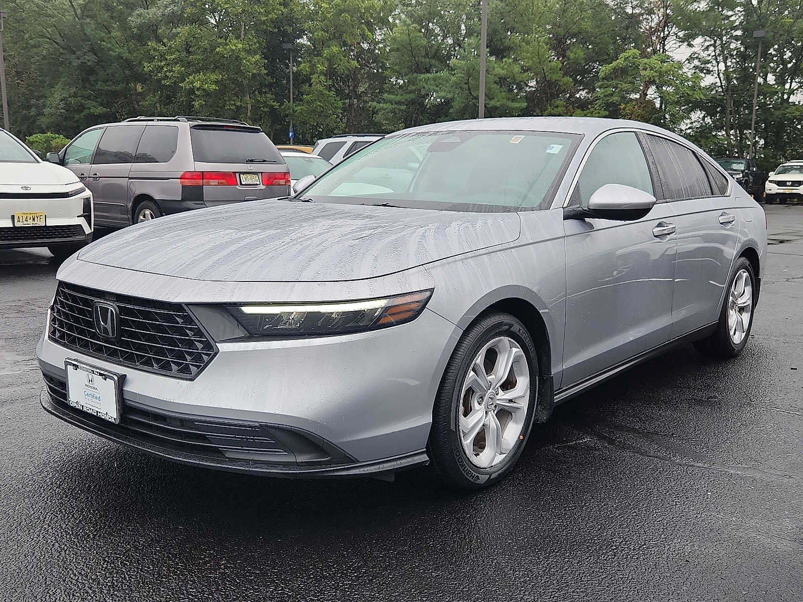 Certified 2023 Honda Accord LX image 3