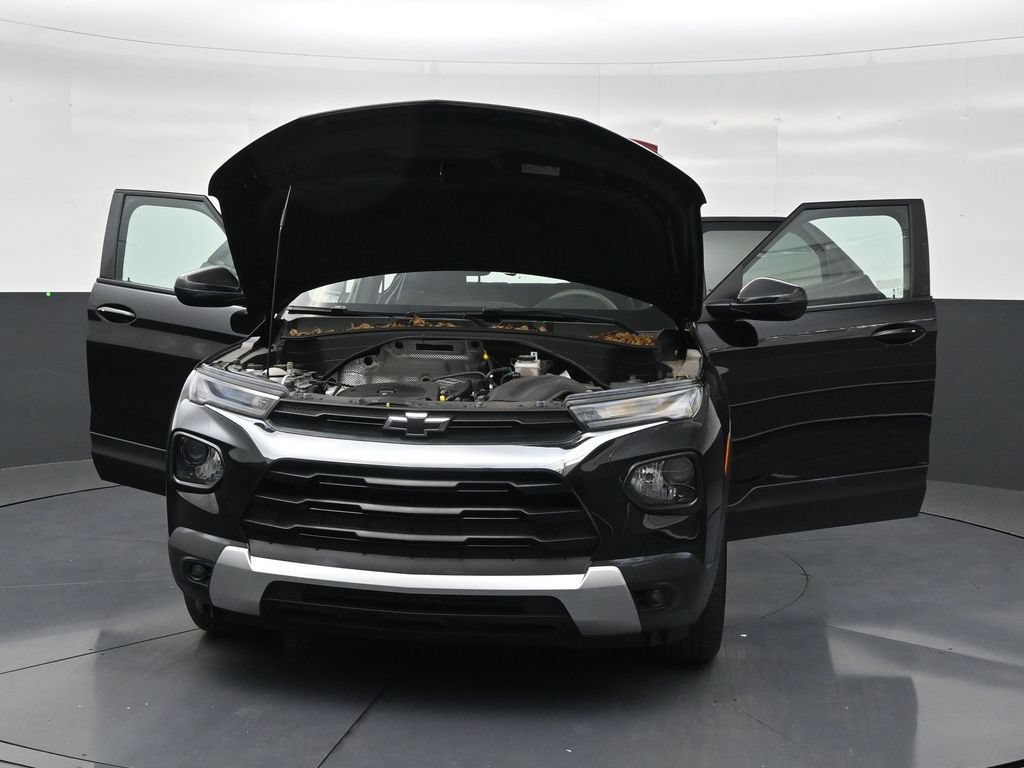 Used 2023 Chevrolet TrailBlazer LT FWD image 33