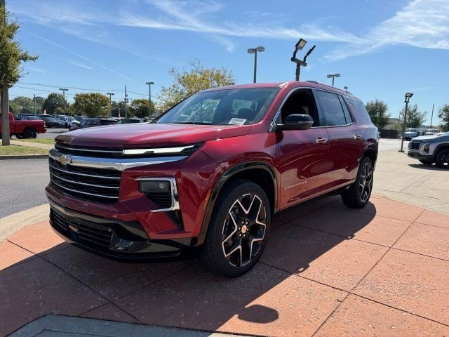 New 2026 Chevrolet Traverse High Country w/ LPO, Floor Liner Package FWD image 4