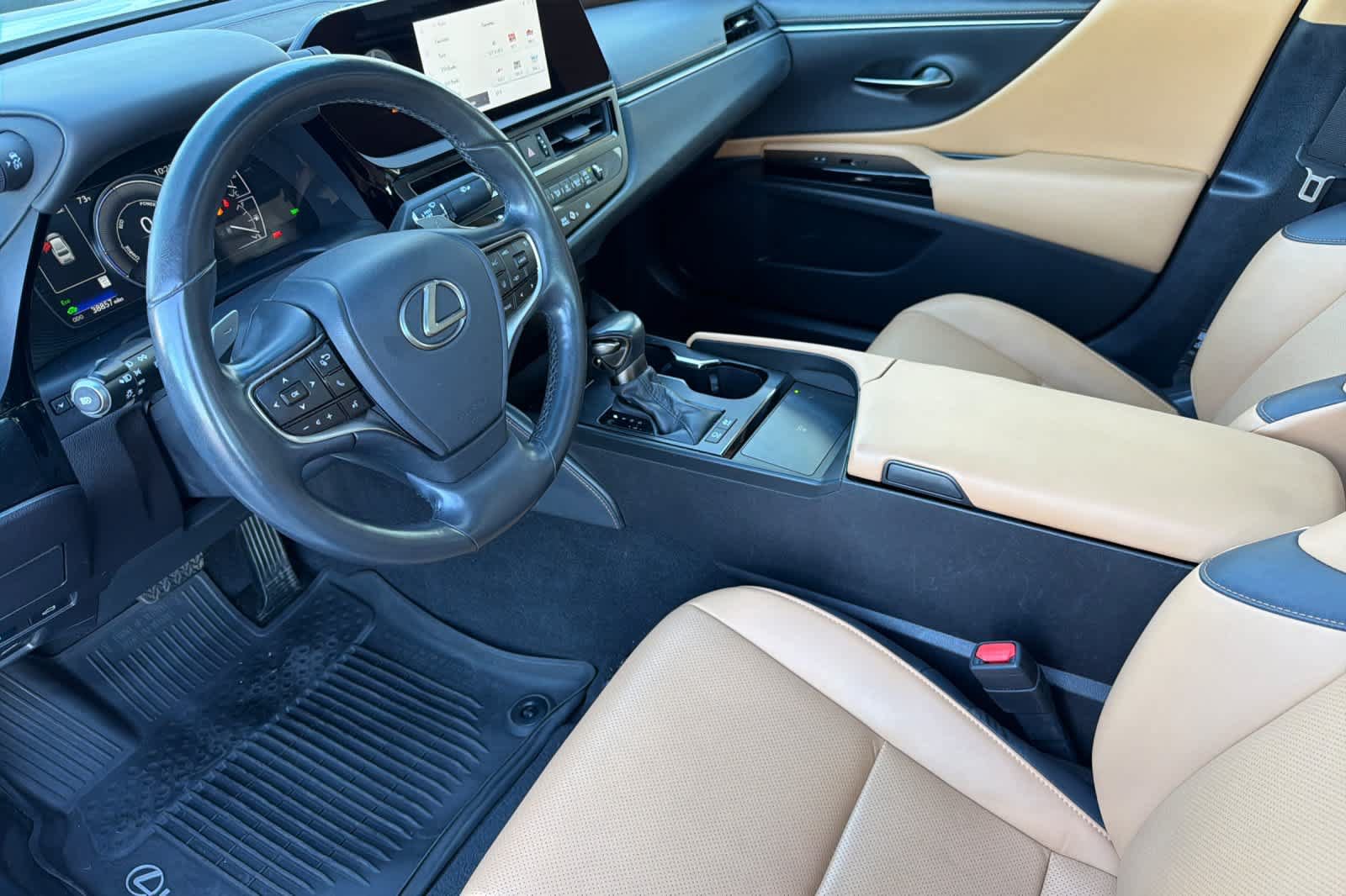 Certified 2025 Lexus ES 300h w/ Premium Package FWD image 11