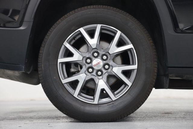 Used 2023 GMC Acadia SLT AWD/4WD image 15