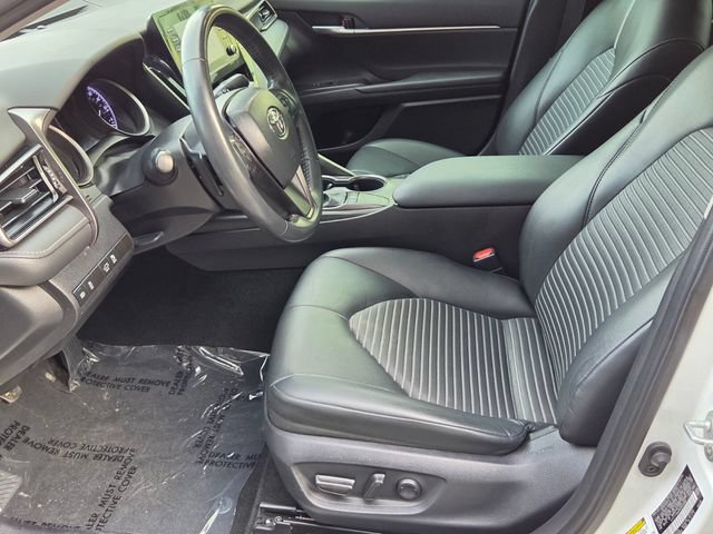 Used 2024 Toyota Camry SE w/ Convenience Package FWD image 11