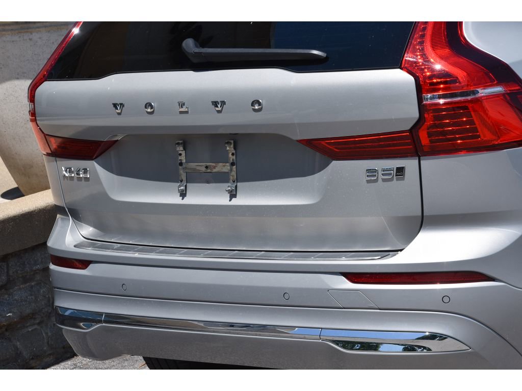 Certified 2023 Volvo XC60 B5 Plus w/ Climate Package AWD/4WD image 30