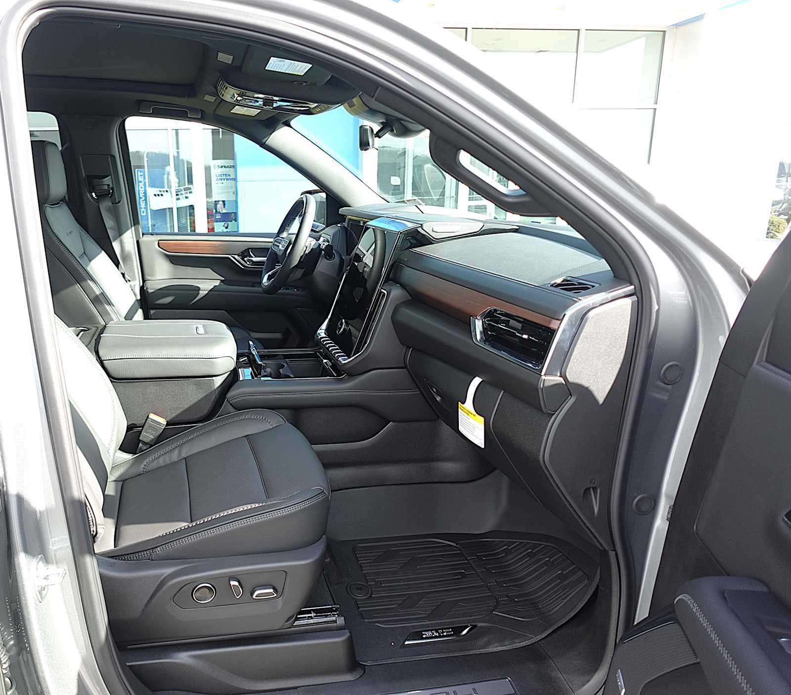 New 2026 GMC Yukon Denali w/ Denali Reserve Package image 32