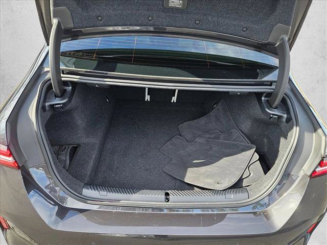 Used 2026 BMW 530i image 6