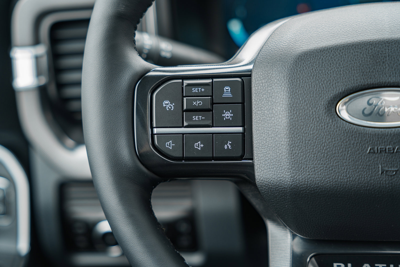 New 2026 Ford F250 Platinum image 39