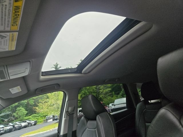 Used 2020 Acura MDX SH-AWD image 22