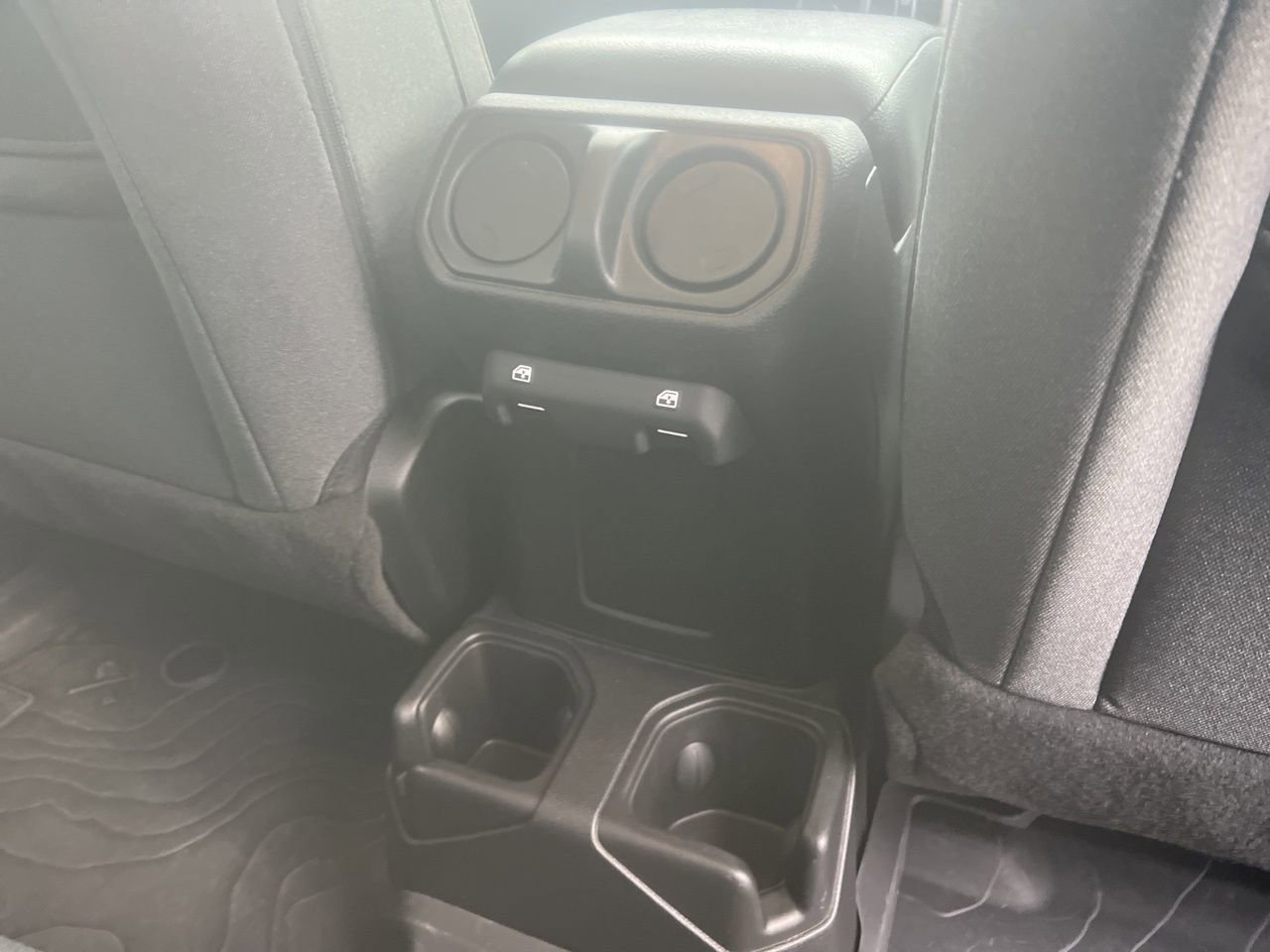 Used 2025 Jeep Gladiator Nighthawk image 21