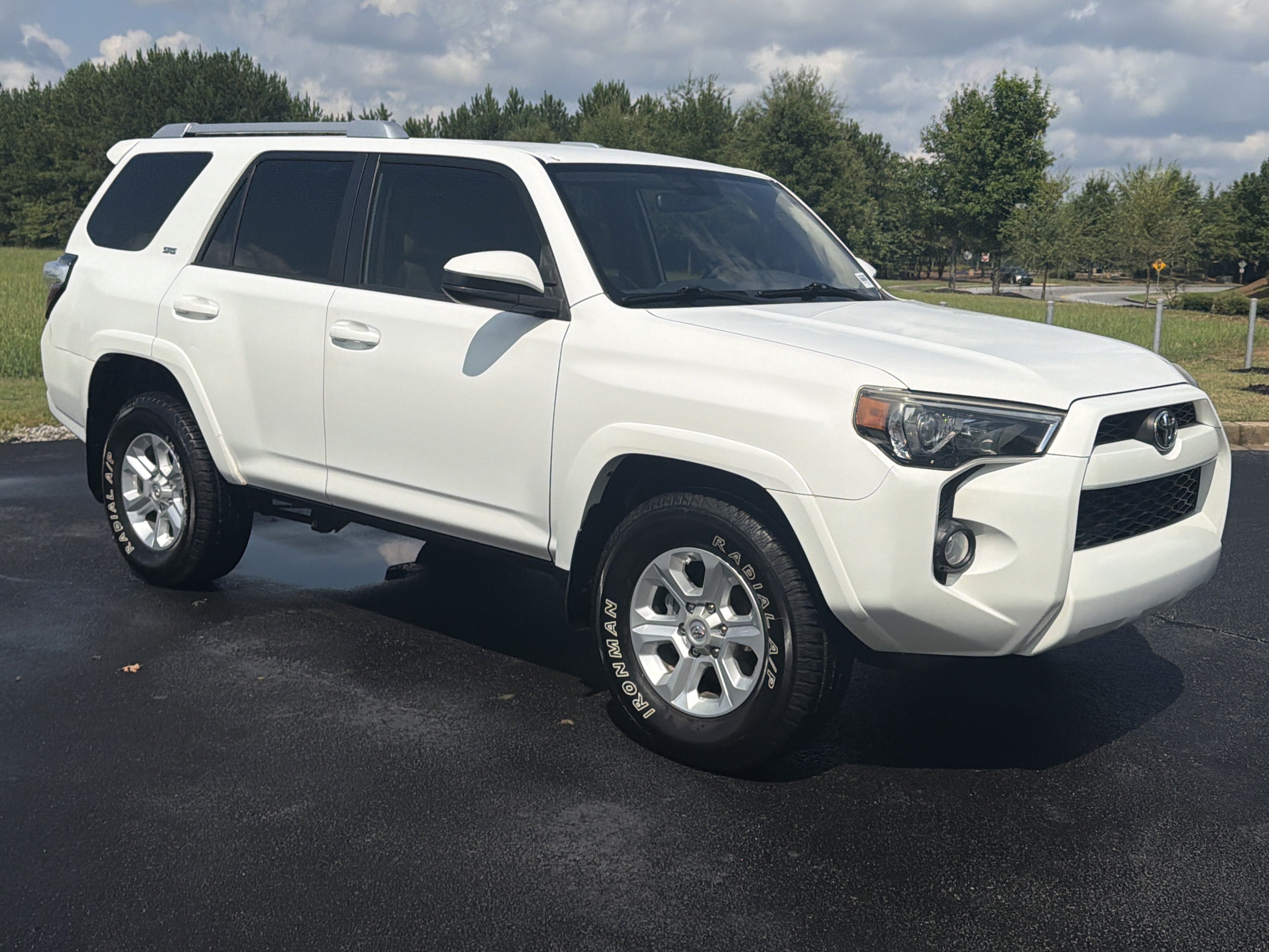 Used 2015 Toyota 4Runner SR5 RWD image 2