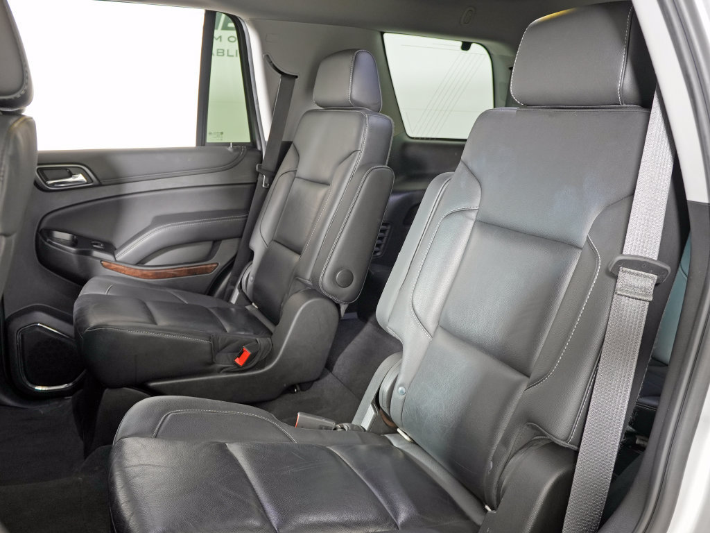 Used 2019 Chevrolet Tahoe LT w/ Luxury Package AWD/4WD image 38