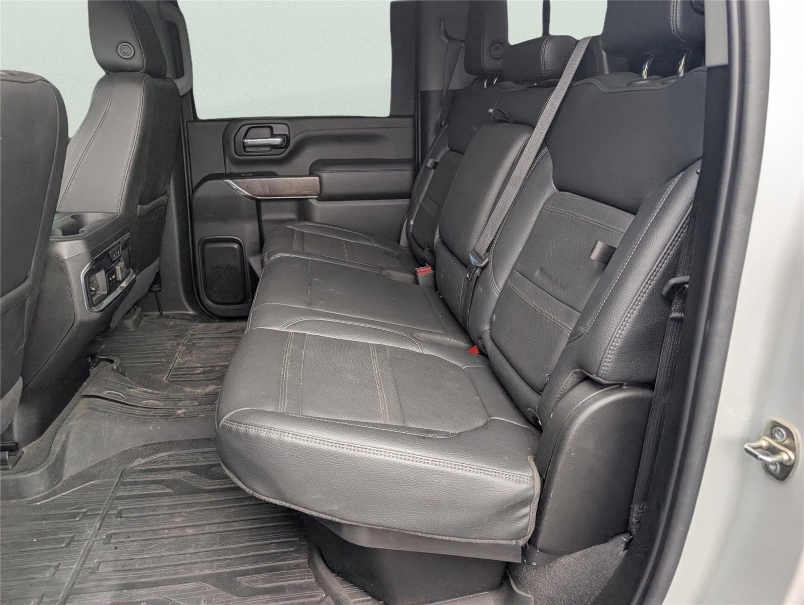 Used 2023 GMC Sierra 2500 Denali w/ Technology Package AWD/4WD image 36