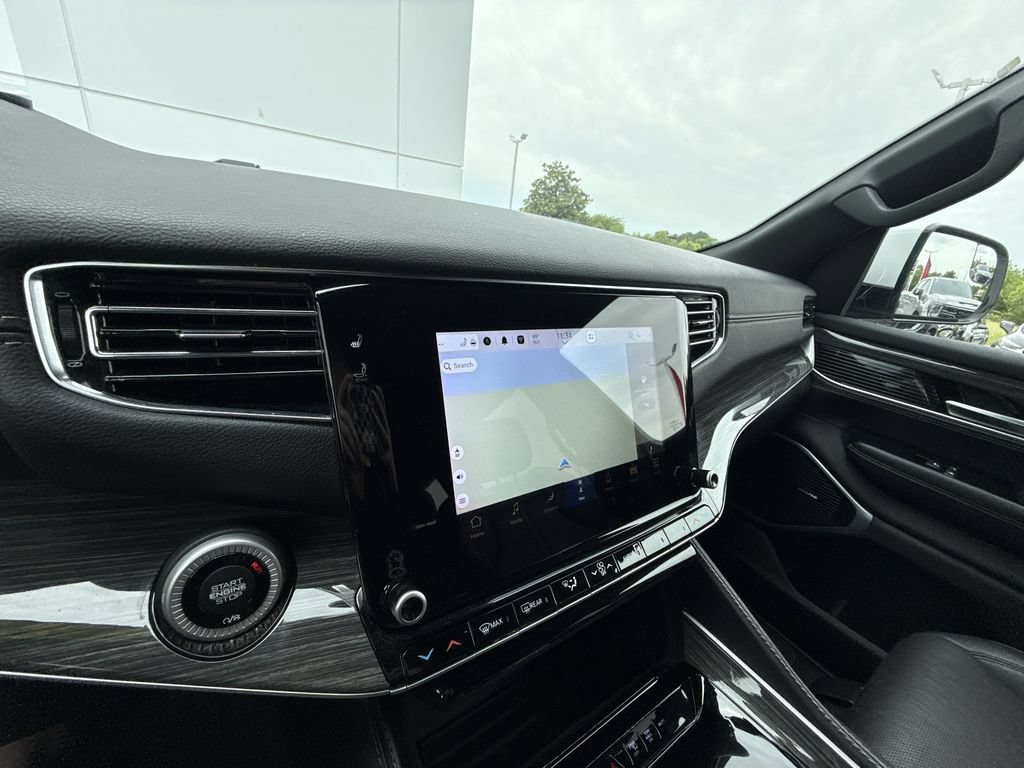 Used 2022 Jeep Wagoneer Series II AWD/4WD image 20